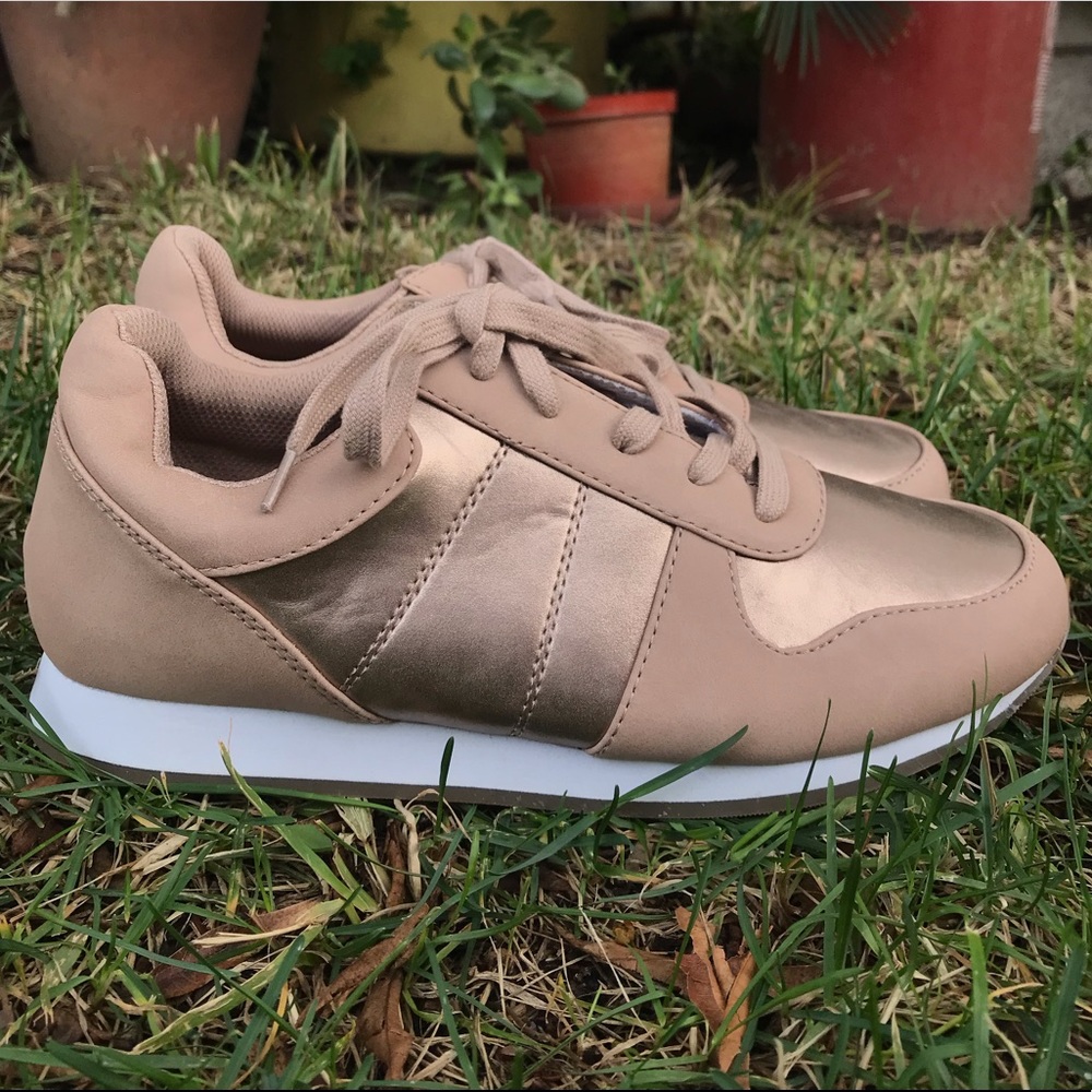 ✨Rose Gold Sneakers✨